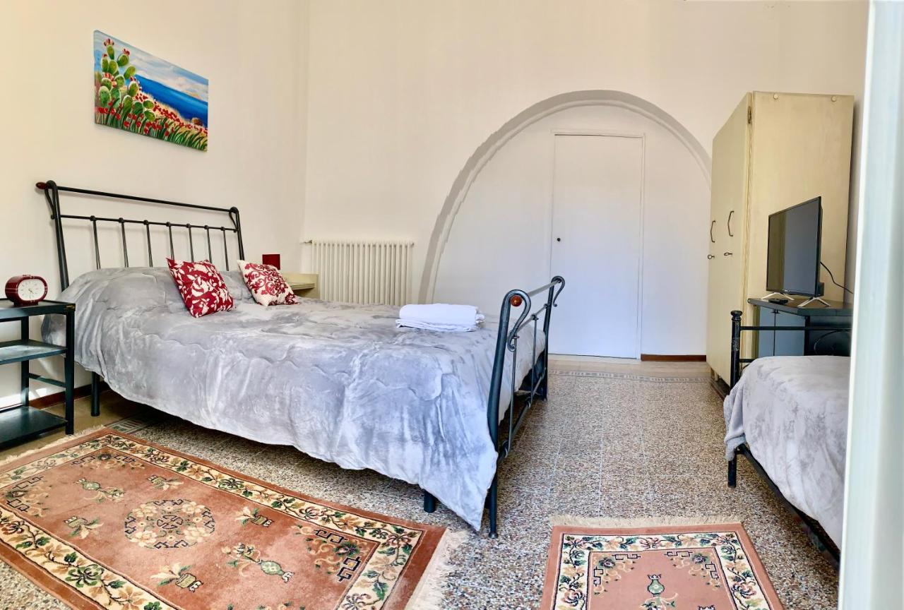 Suite Dreams Politeama Palermo Eksteriør billede